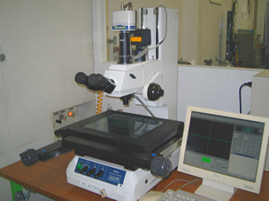Measurement microscope