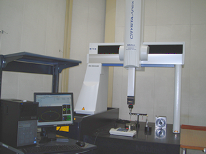 CMM (Coordinate Measuring Machine)